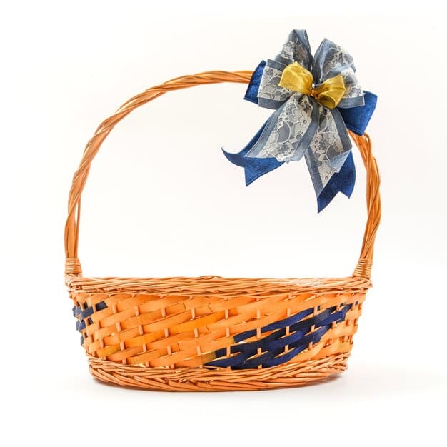 empty wood basket with bow decoration isolate white background 295534 34